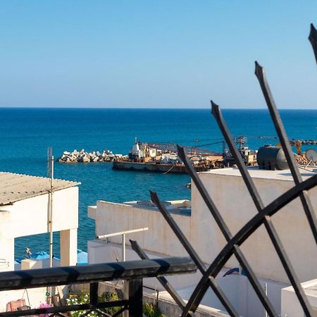 Lovely Sea View Apartment At The Heart Of The Town Ierápetra Exteriér fotografie
